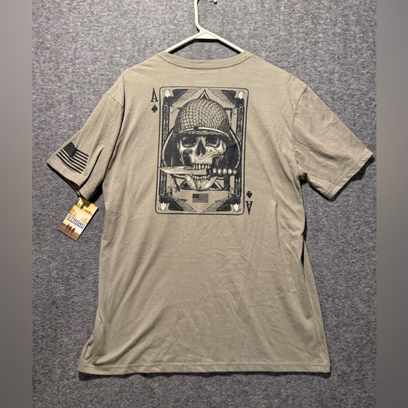 STRONG Lincoln Outfitters Patriotic Tee Mens M graphic skull USA flag Ace army - Picture 1 of 12